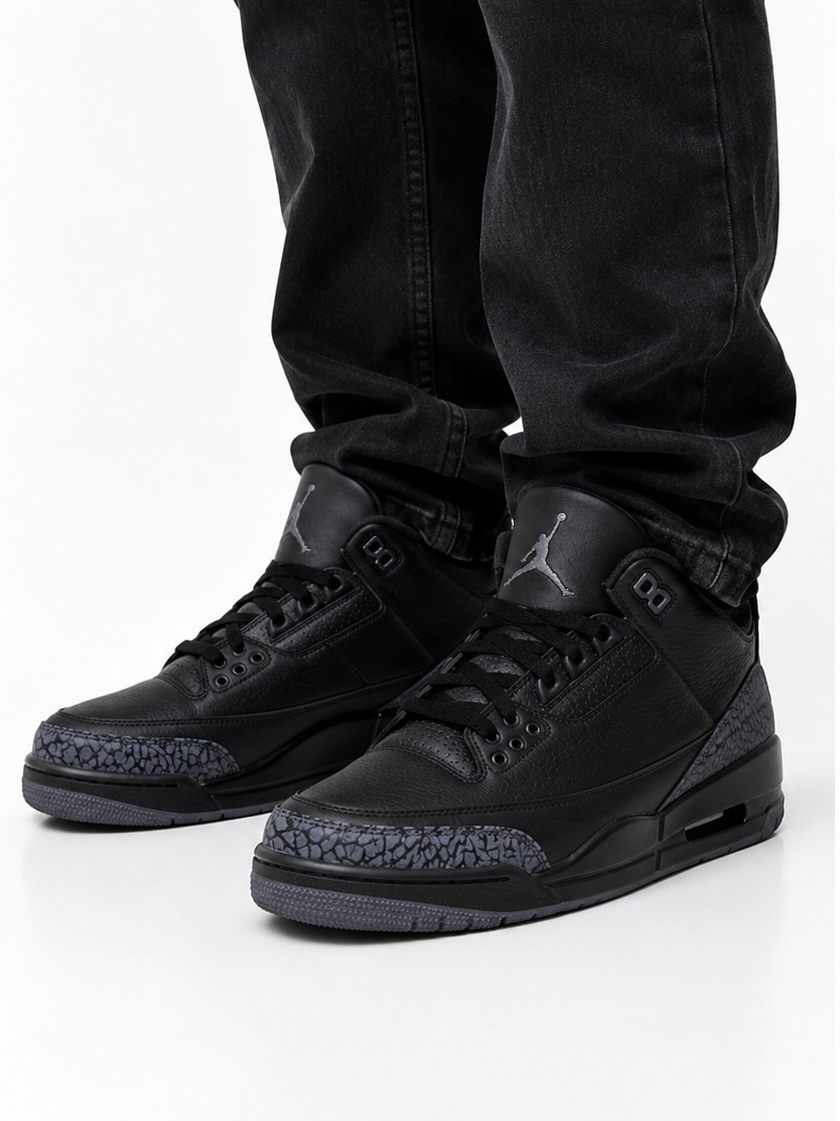 Air Jordan 3 Retro Black Cat